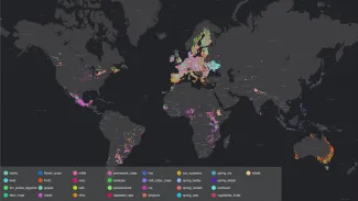 Global map with overview of WorldCereal reference data before and after the integration of map-based samples.